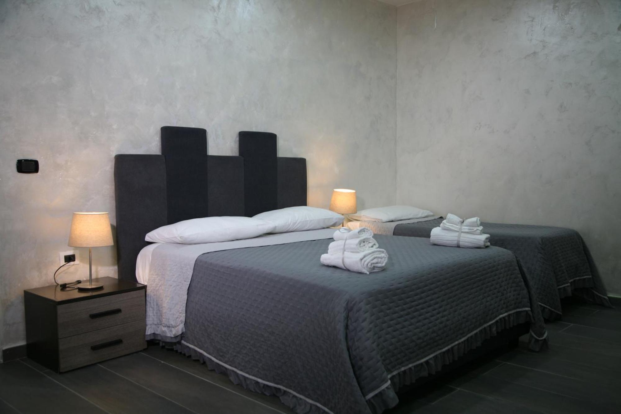 Dimora Portanolana Hotel Napoli Ngoại thất bức ảnh