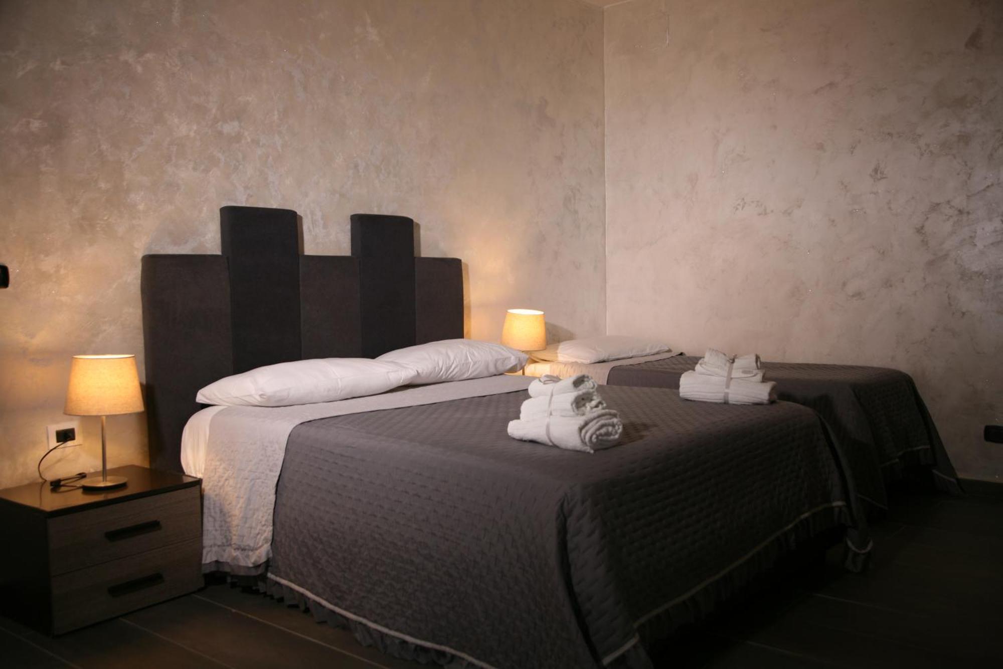 Dimora Portanolana Hotel Napoli Ngoại thất bức ảnh