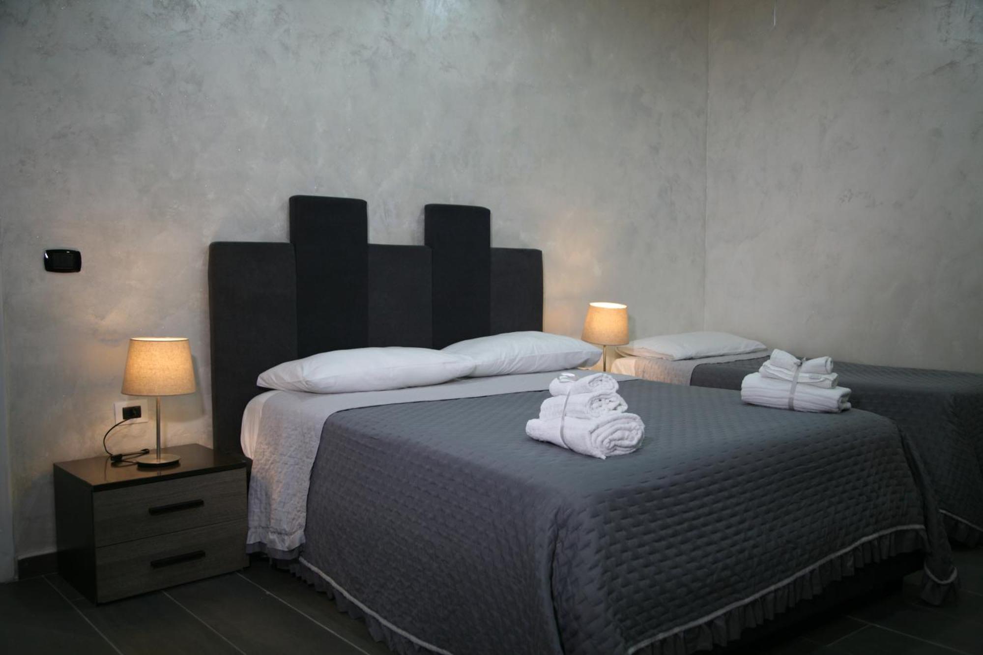 Dimora Portanolana Hotel Napoli Ngoại thất bức ảnh